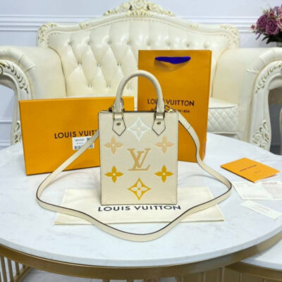 Replica Louis Vuitton Petit Sac Plat M80449